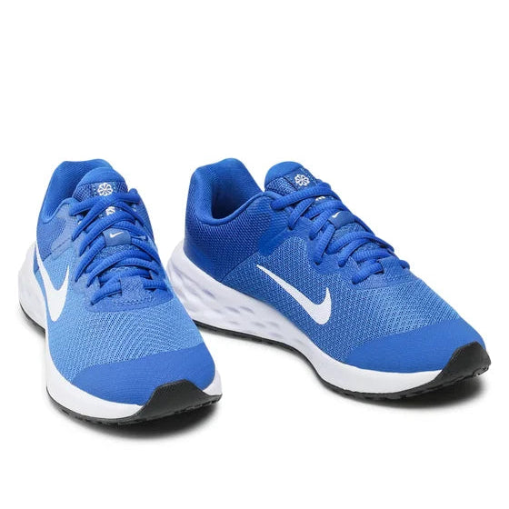 Дамски маратонки Nike Revolution 6