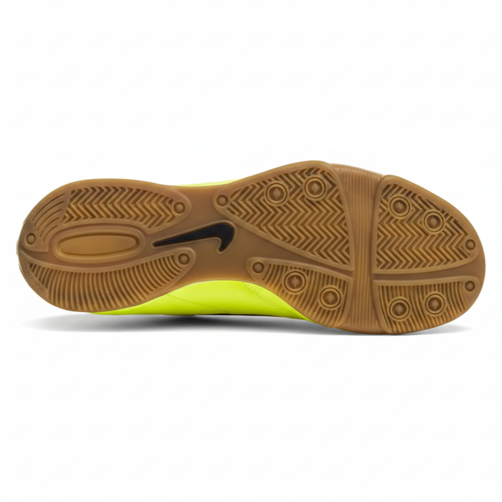 Футболни обувки Nike Tiempo Rio