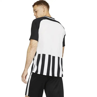 Мъжка тениска Nike Striped Division III