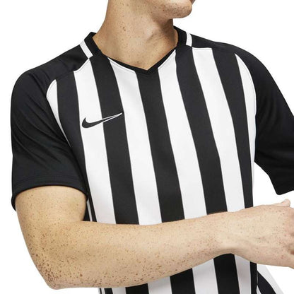 Мъжка тениска Nike Striped Division III