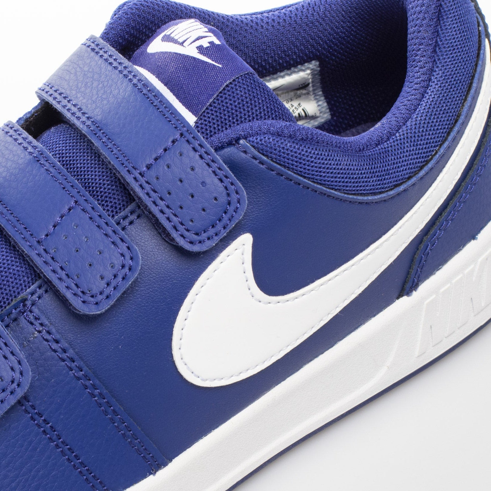 Кецове с лепки Nike Pico 5