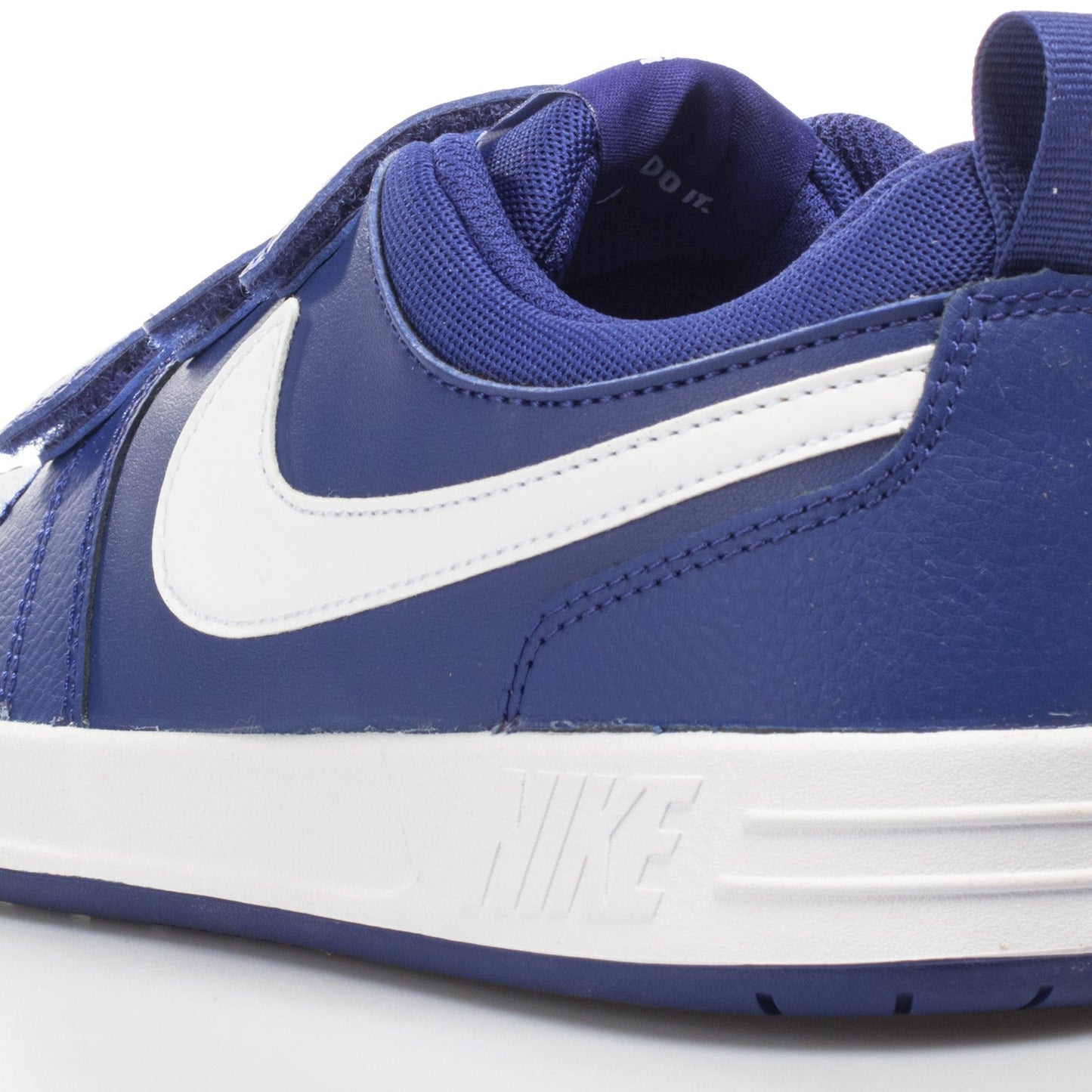 Дамски обувки Nike Pico 5