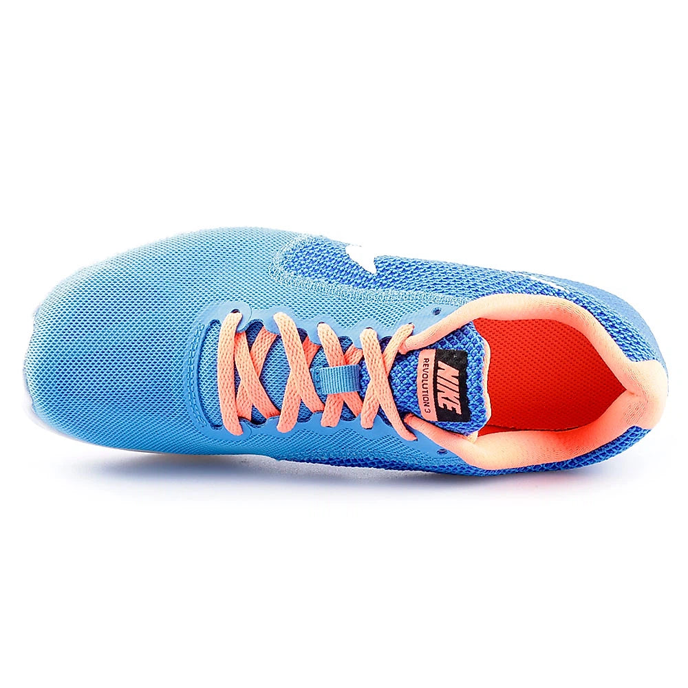 Дамски маратонки Nike Revolution 3