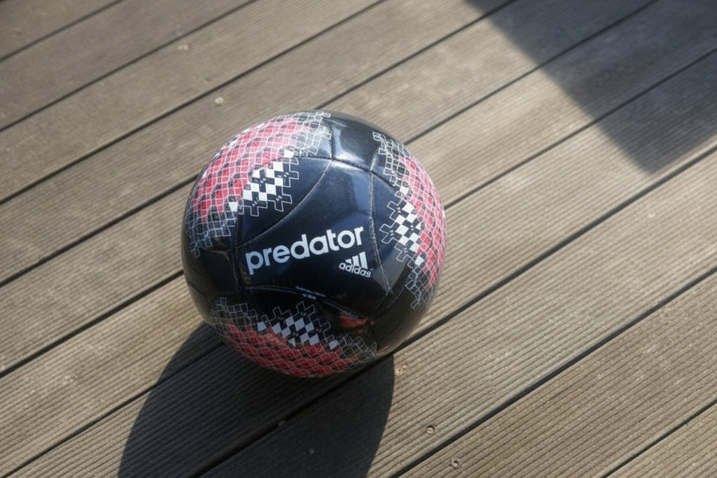 Футболна топка Adidas Predator