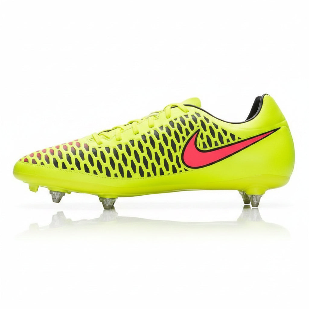 Футболни обувки Nike Magista