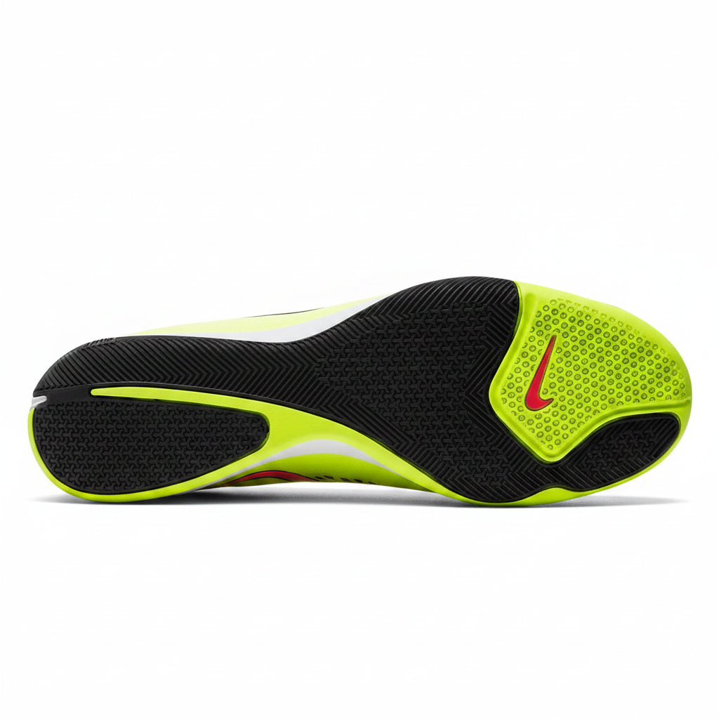 Футболни обувки Nike Magista
