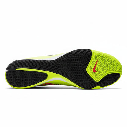 Футболни обувки Nike Magista
