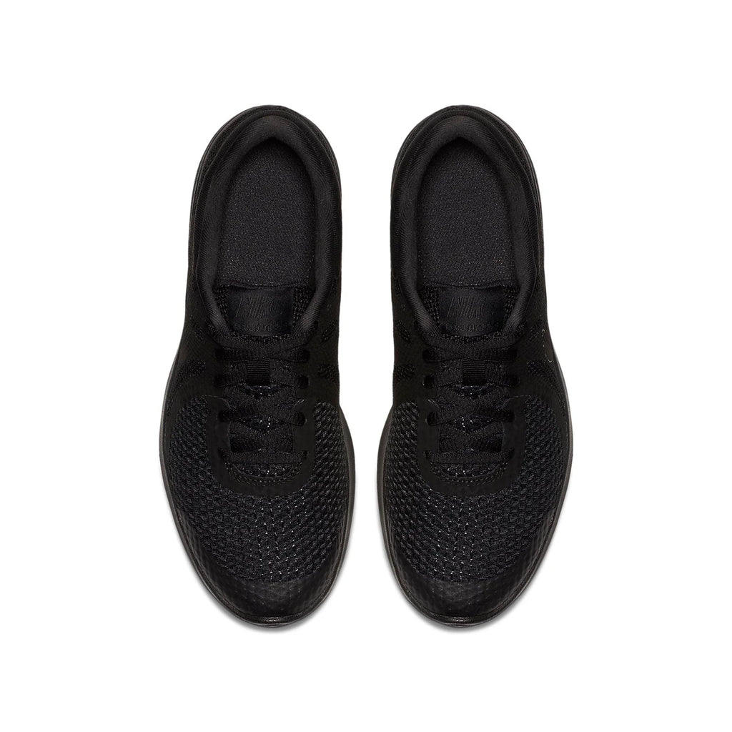Дамски маратонки Nike Revolution 4