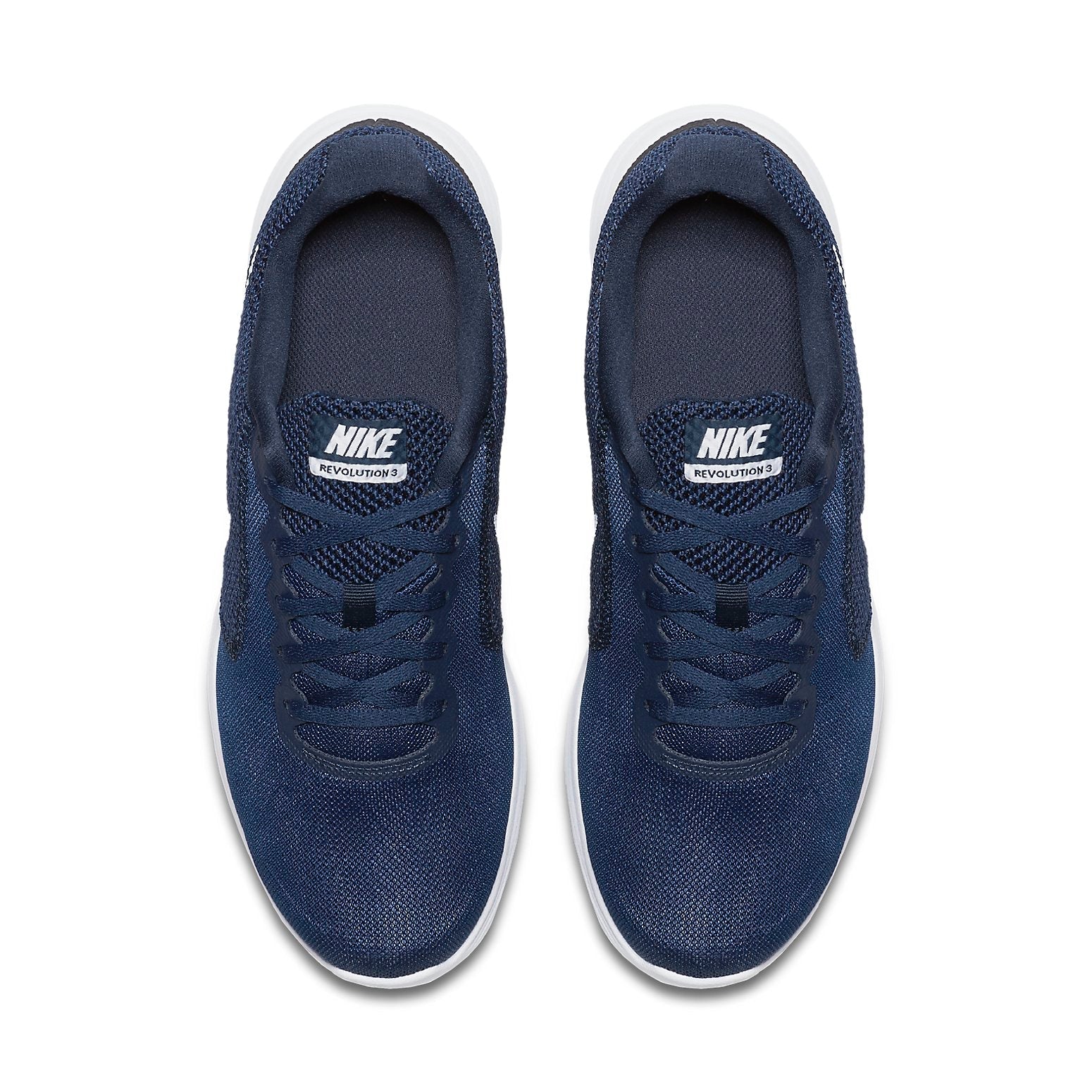 Nike Revolution 3