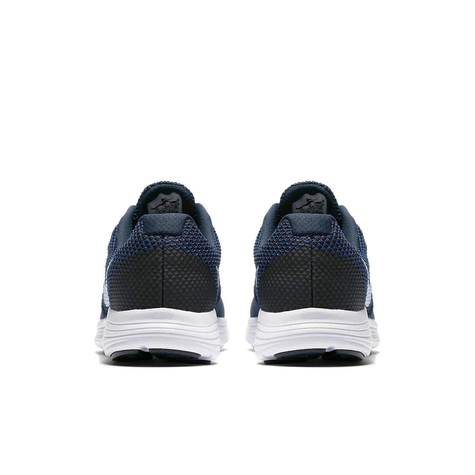 Nike Revolution 3
