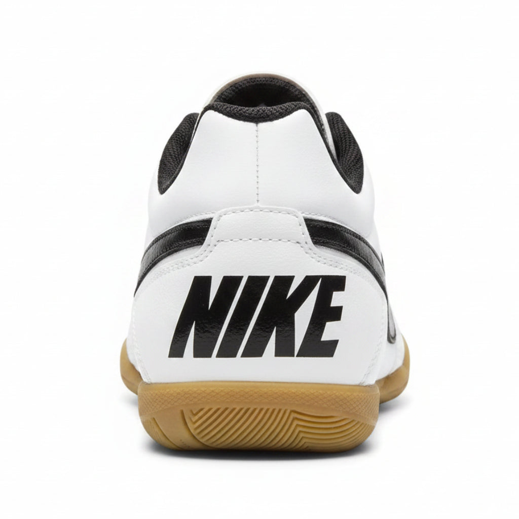 Футболни обувки Nike Davinho