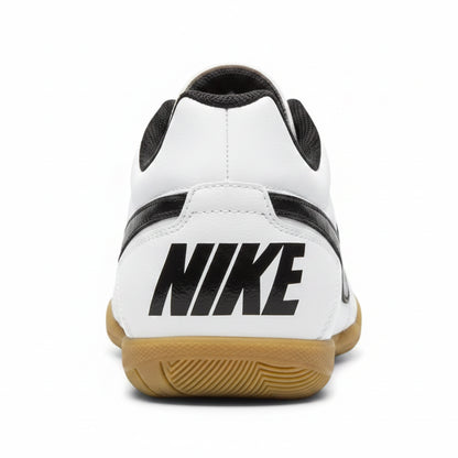 Футболни обувки Nike Davinho