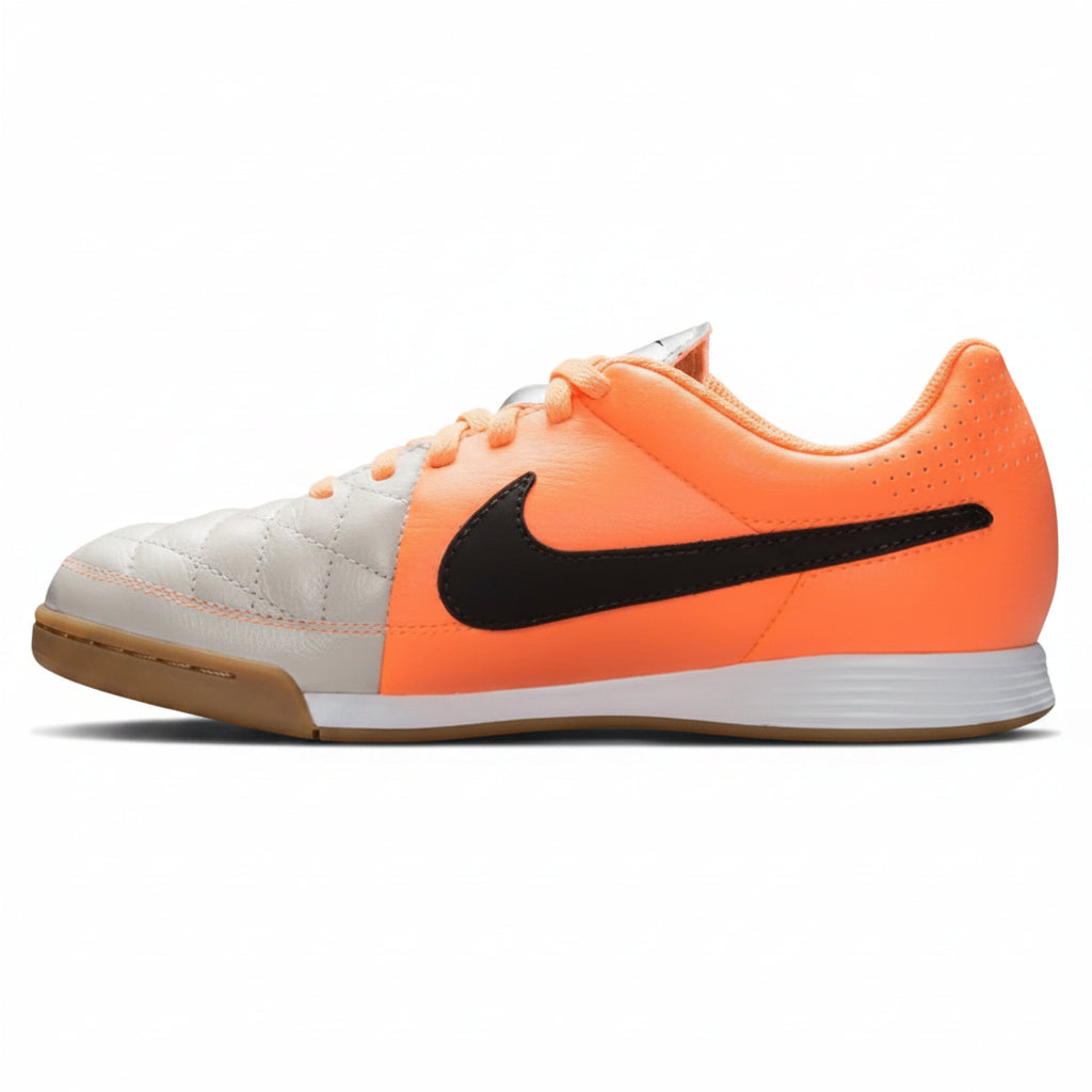 Футболни обувки Nike Tiempo Genio IC