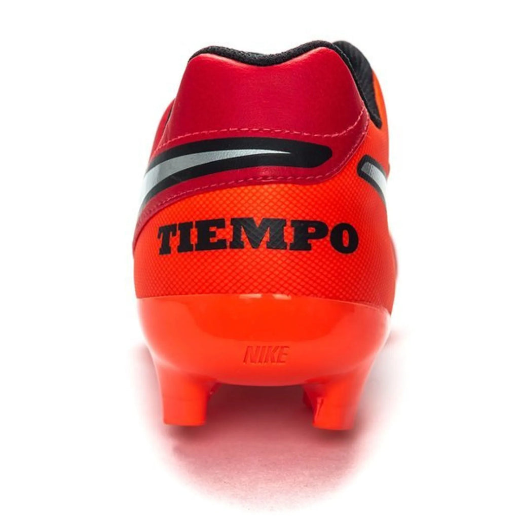 Футболни обувки Nike Tiempo Genio II