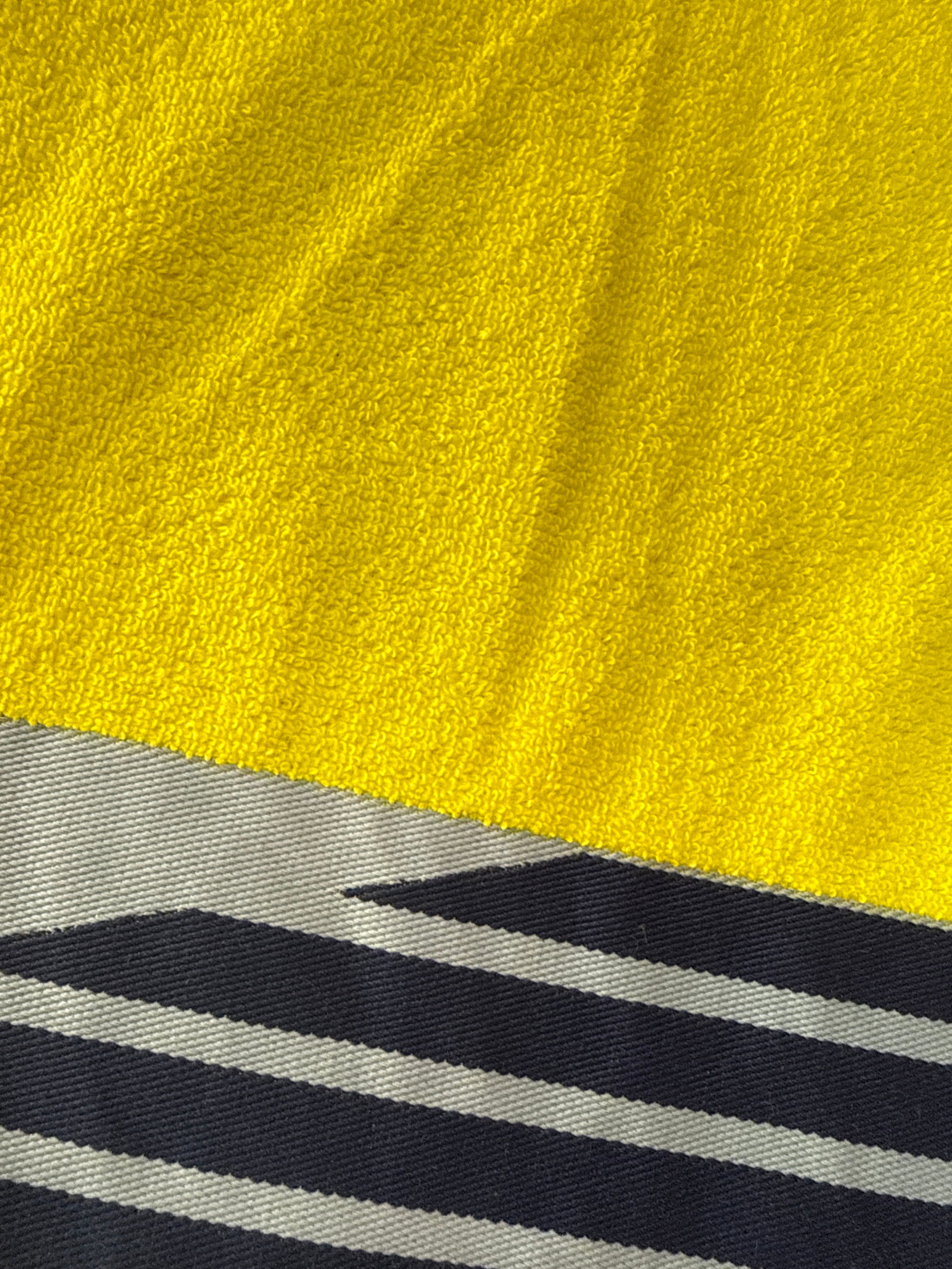 Плажна кърпа EA7 Emporio Armani, Лимоново жълт