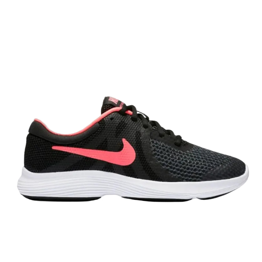 Дамски маратонки Nike Revolution 4