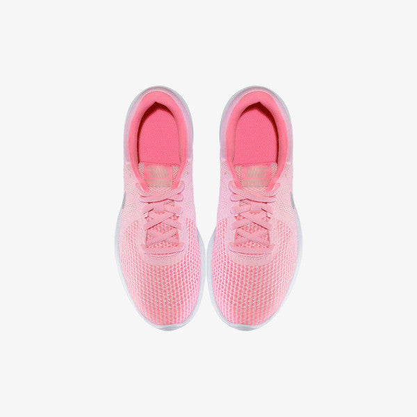 Дамски маратонки Nike Revolution 4