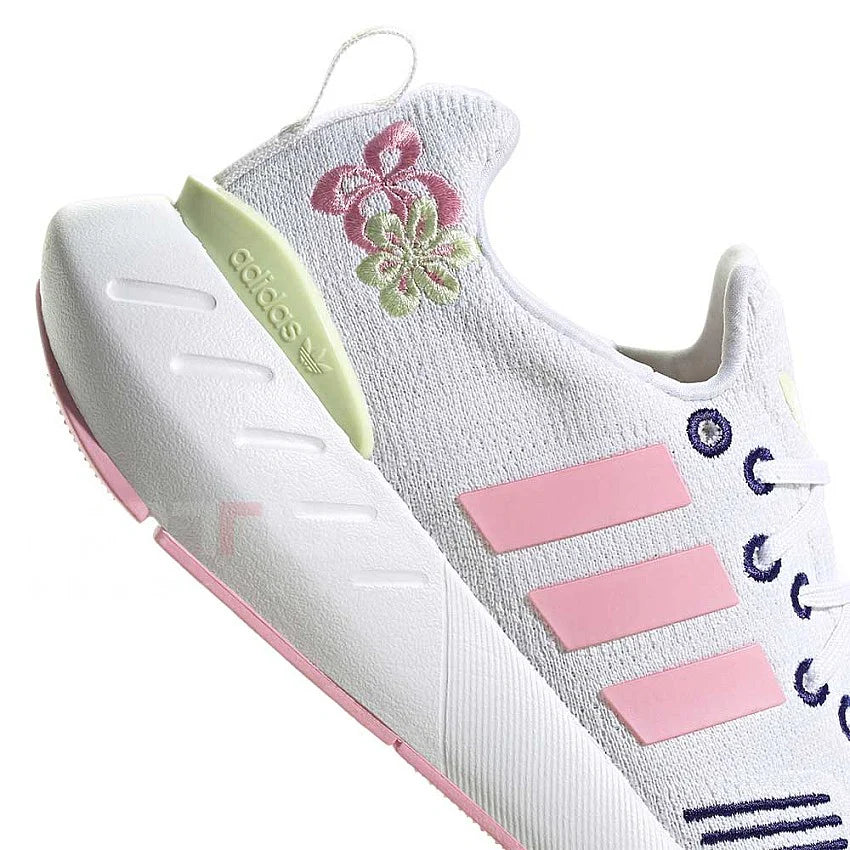 Маратонки Аdidas Swift Run 22