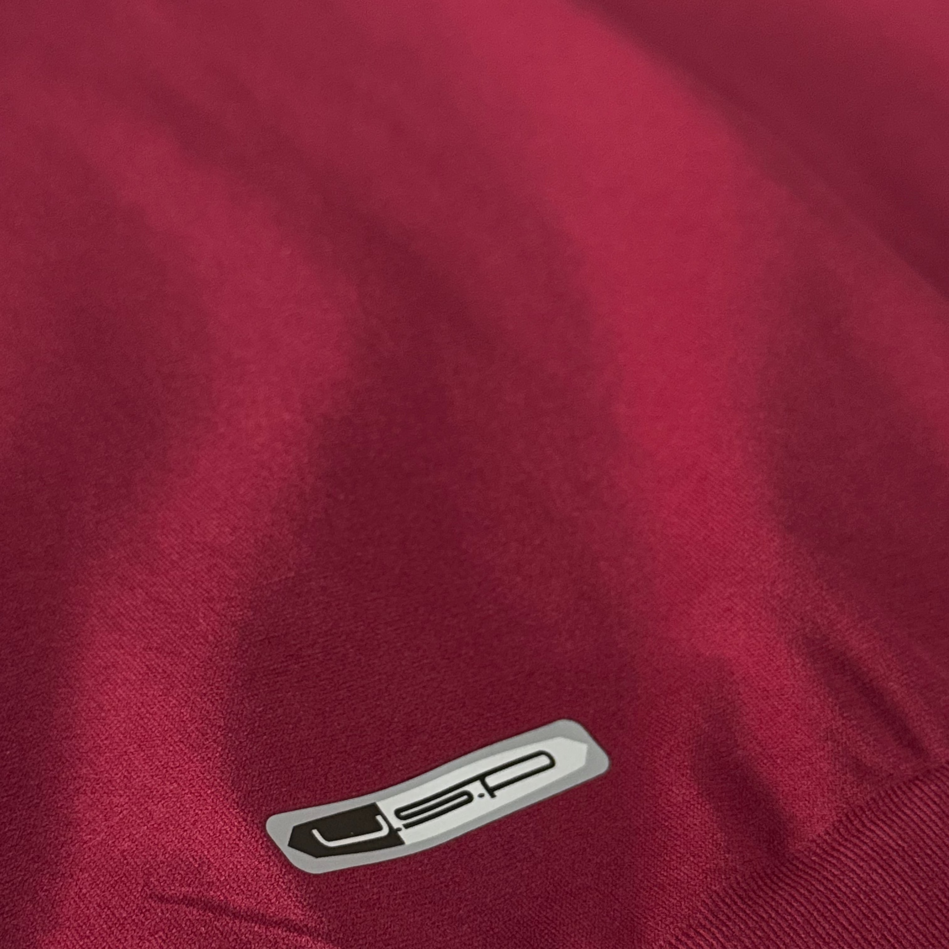 Дамска тениска Puma Bodywear Shirt burgundy