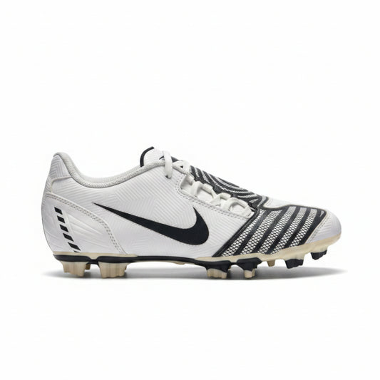 Футболни обувки Nike JR Total 90 Shoot II