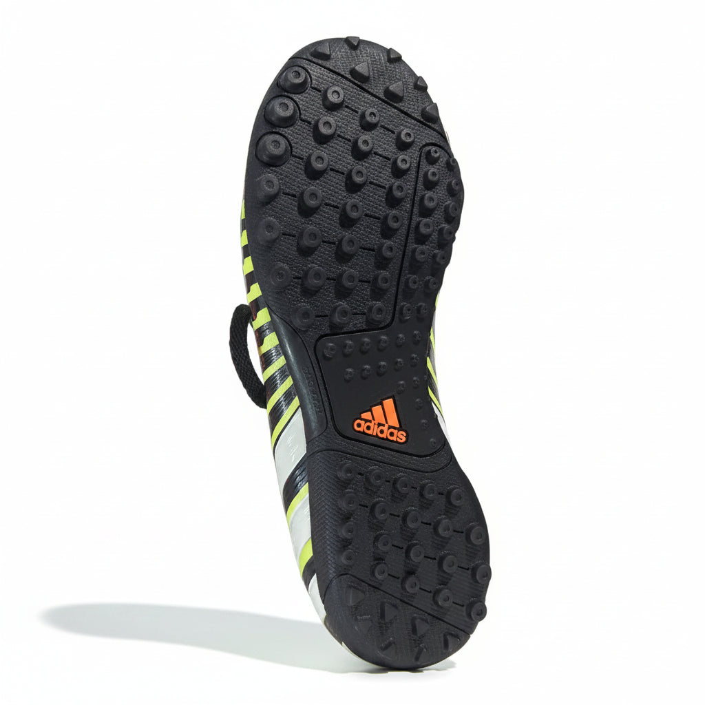 Детски футболни обувки Adidas Predito Instinct TF