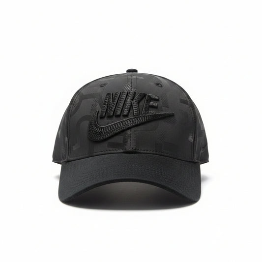 Шапка с козирка Nike