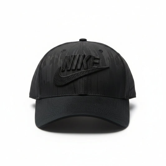 Шапка с козирка Nike