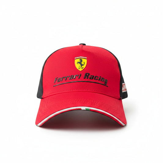 Шапка с козирка Ferrari Racing