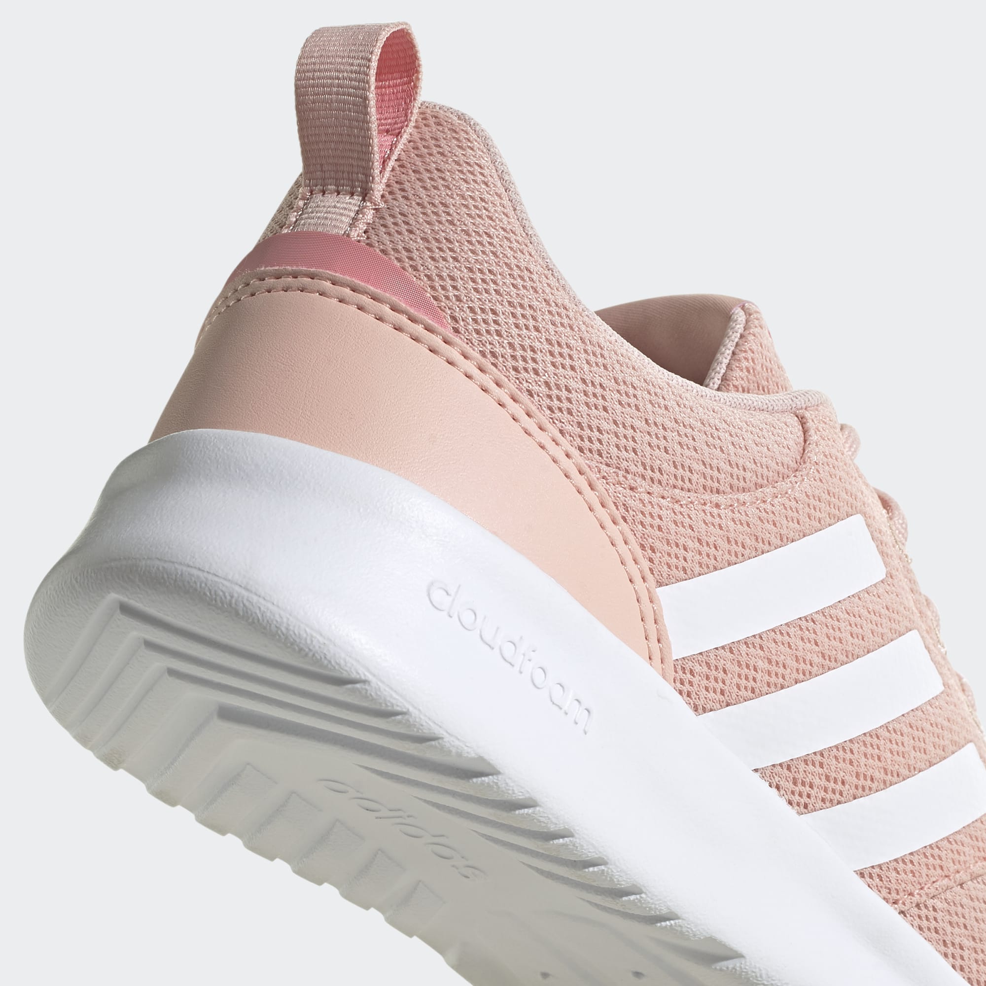 Дамски маратонки Adidas QT Racer