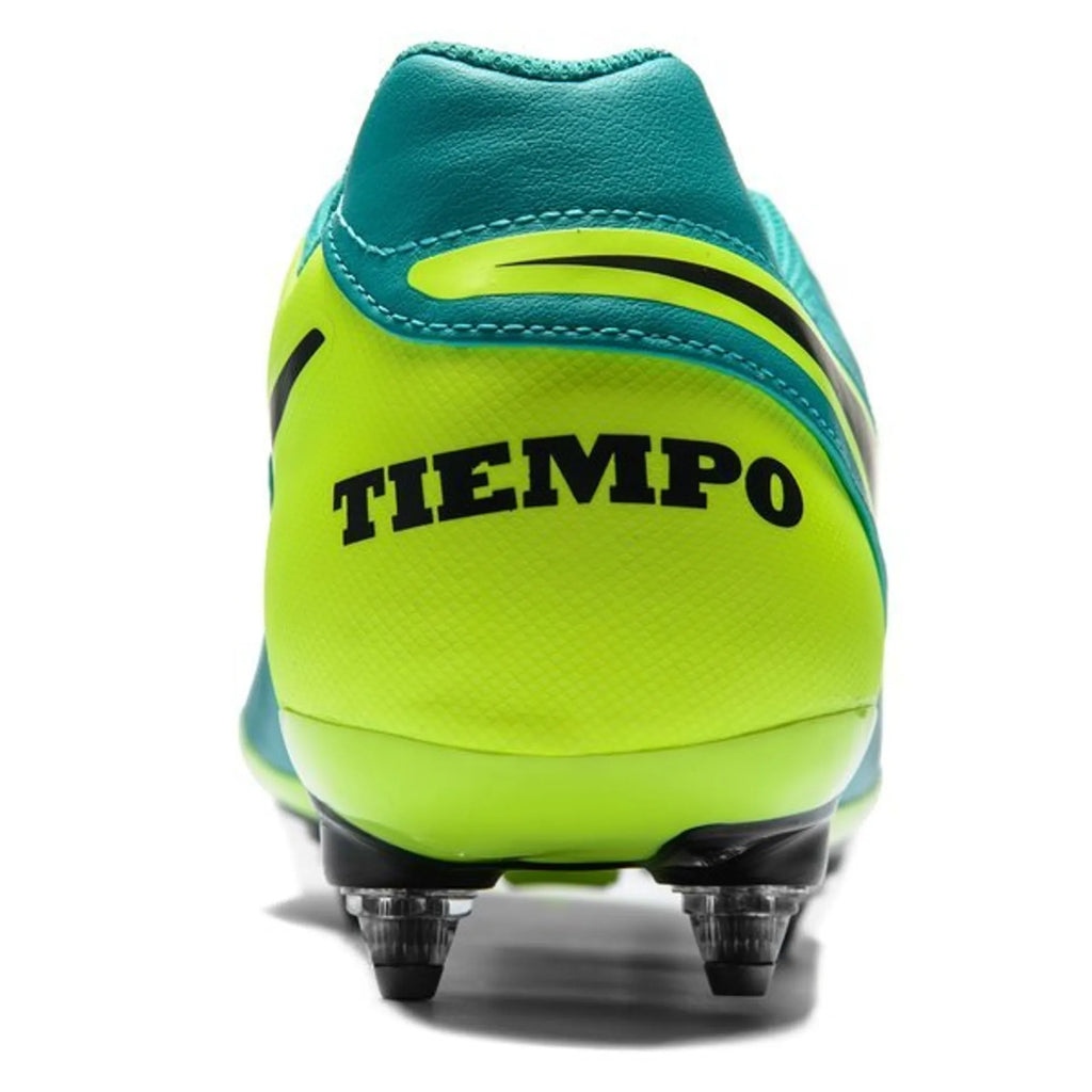 Футболни обувки Nike Tiempo Genio II