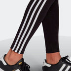 Дамски спортен клин Adidas Classics 3-Stripes