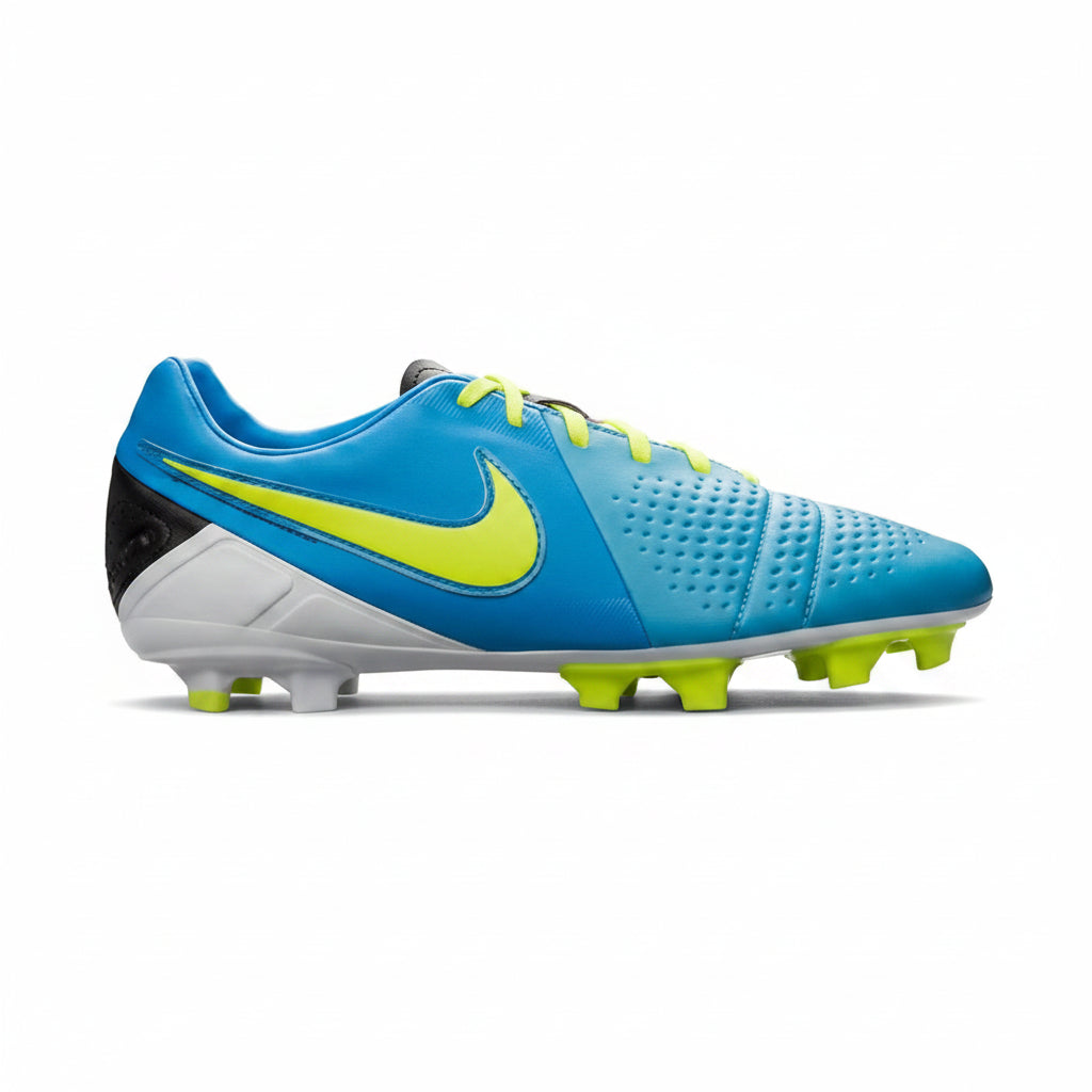 Футболни обувки Nike Libretto III