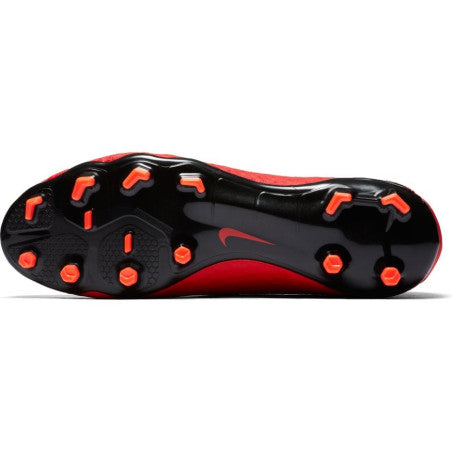 Футболни обувки Nike Tiempo Legacy III
