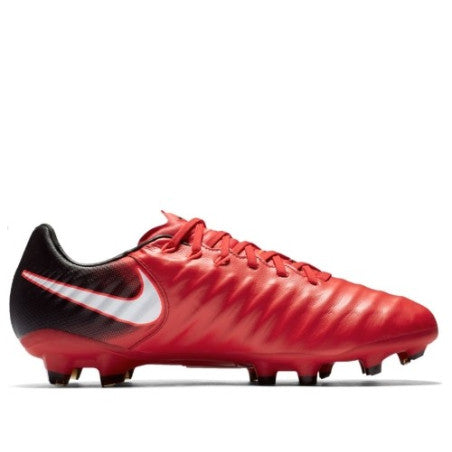 Футболни обувки Nike Tiempo Legacy III