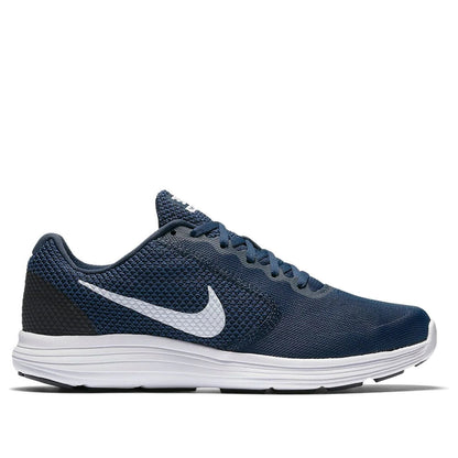Nike Revolution 3
