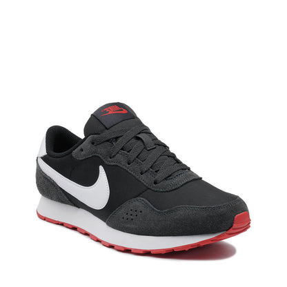 Маратонки Nike MD Valiant