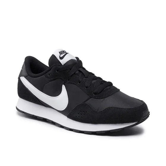 Дамски маратонки Nike MD Valiant