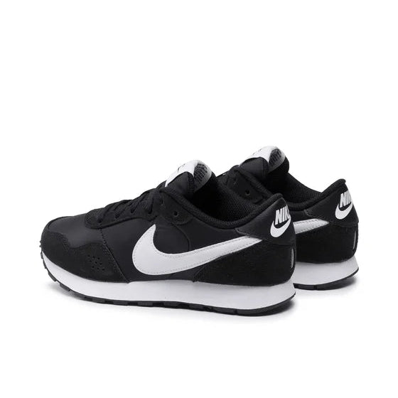 Дамски маратонки Nike MD Valiant