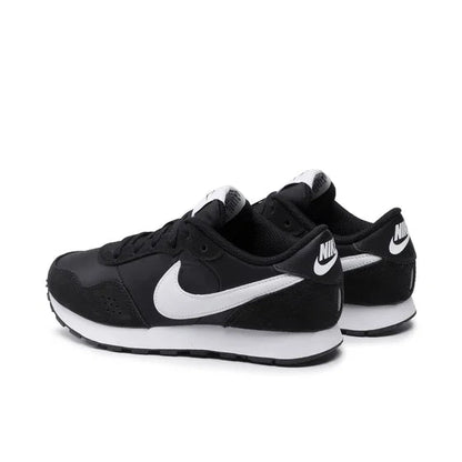 Дамски маратонки Nike MD Valiant