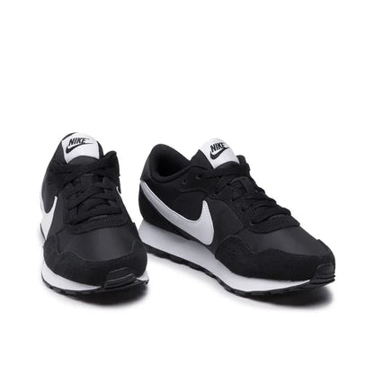 Дамски маратонки Nike MD Valiant