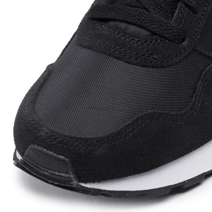 Дамски маратонки Nike MD Valiant