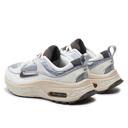 Дамски маратонки Nike Air Max Bliss