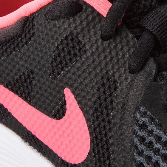 Дамски маратонки Nike Revolution 4