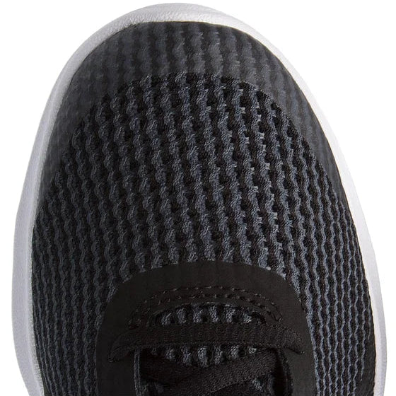 Дамски маратонки Nike Revolution 4