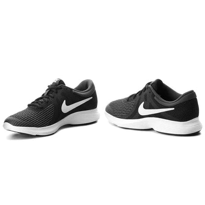 Дамски маратонки Nike Revolution 4