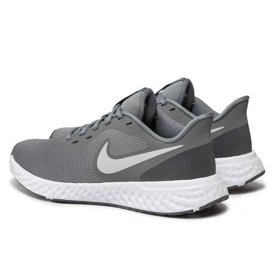 Маратонки Nike Revolution 5