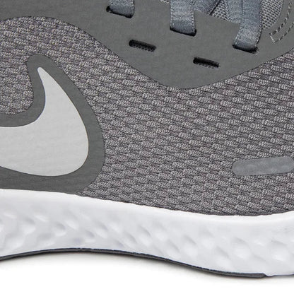 Маратонки Nike Revolution 5