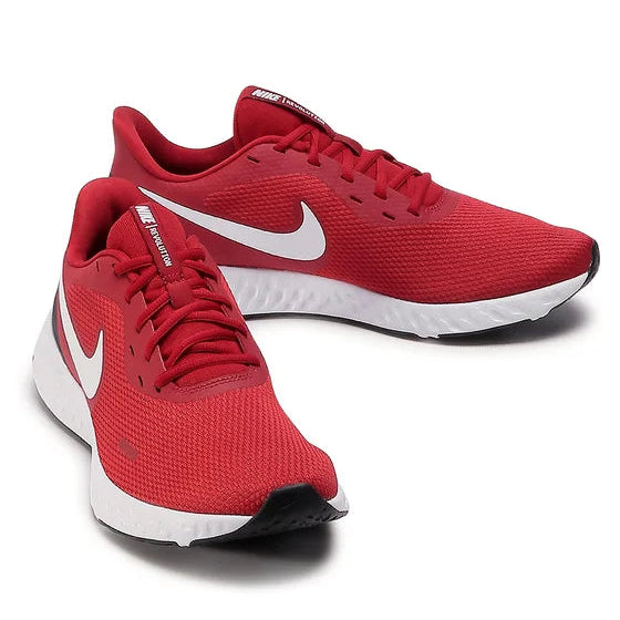 Мъжки маратонки Nike Revolution 5