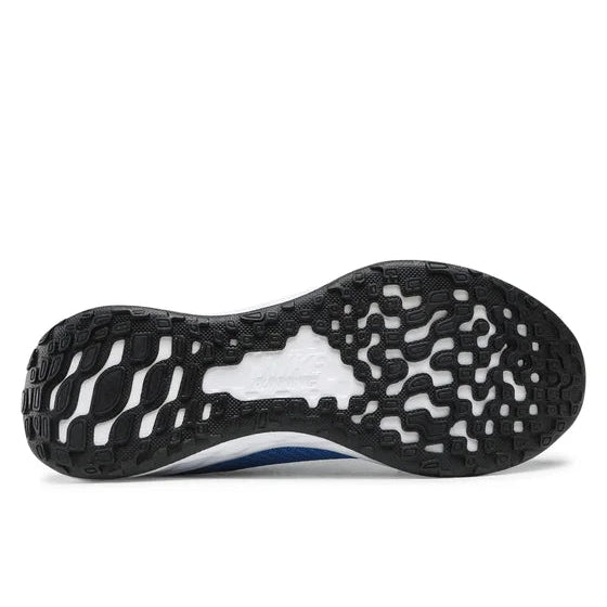 Дамски маратонки Nike Revolution 6