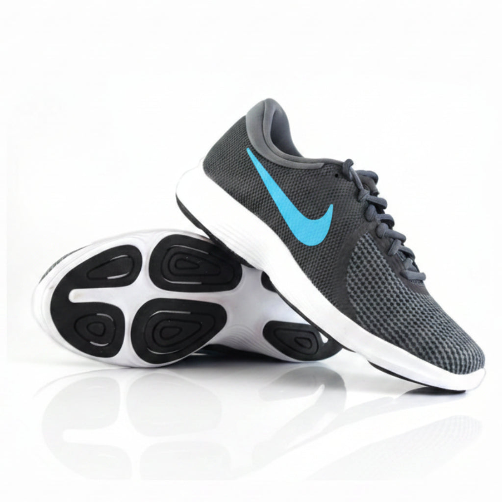 Мъжки маратонки Nike Revolution 4 Grey